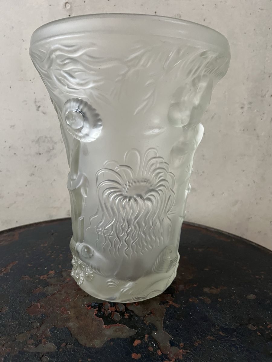 Vasen & Gefässe: Art Deco Vase mit Relief mit Meerestieren – Gebraucht aus Wabern von La-Vitrine 3