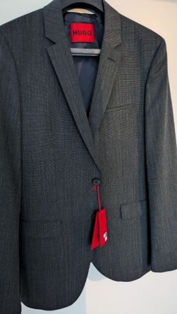  Anzug Hugo Boss dunkelgrau meliert Gr. 52 neu/ ungetragen