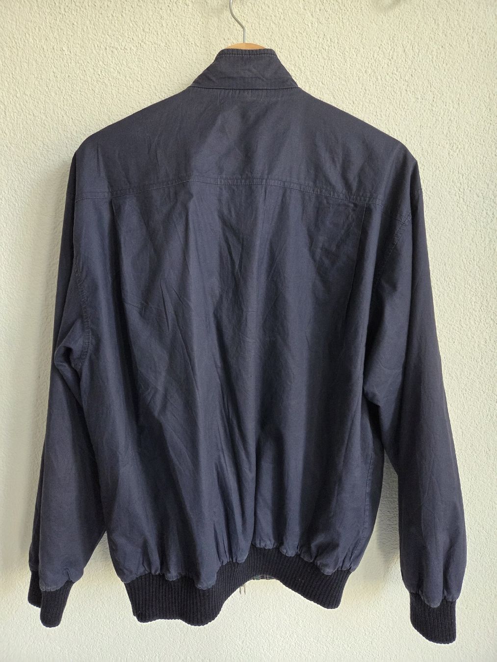 Lacoste Jacken: vintage Lacoste Bomber Jacket Navy Blue Size Large – Gebraucht aus Zürich von ker_r28q 1