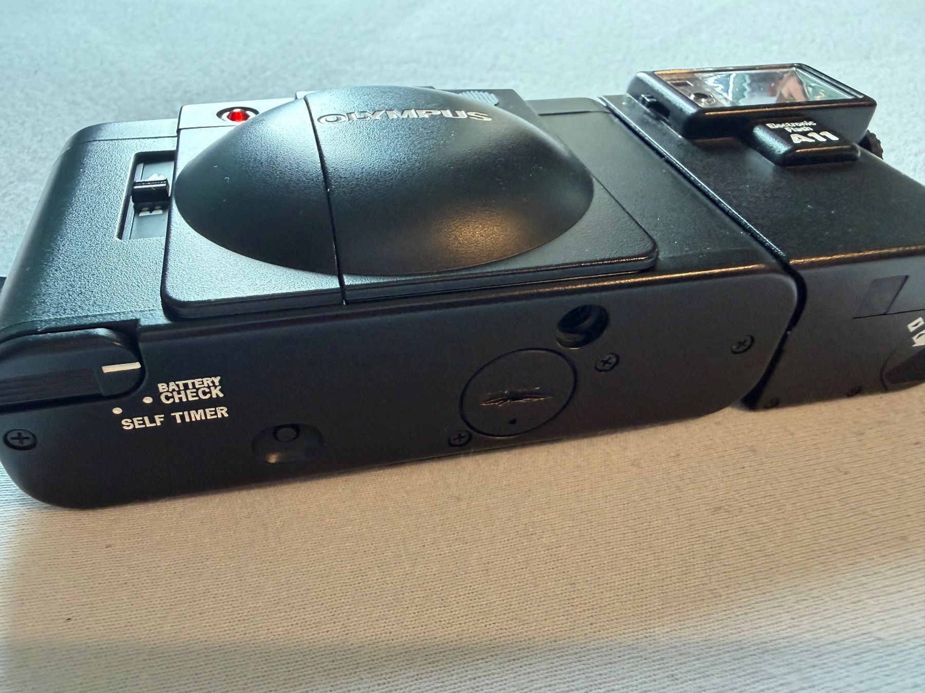 Olympus Kamera: Olympus XA 2 mit A11 Blitz – Neu (gemäss Beschreibung) aus Aarau von KorgPA 2
