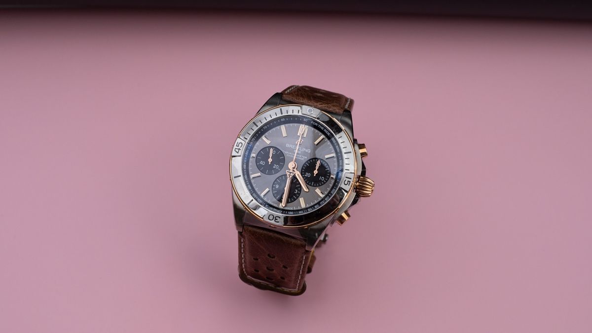 Breitling Uhren: Breitling CHRONOMAT B01 42 TRIUMPH    – Neu (gemäss Beschreibung) aus Zürich von RotthoffWatchGroup 2