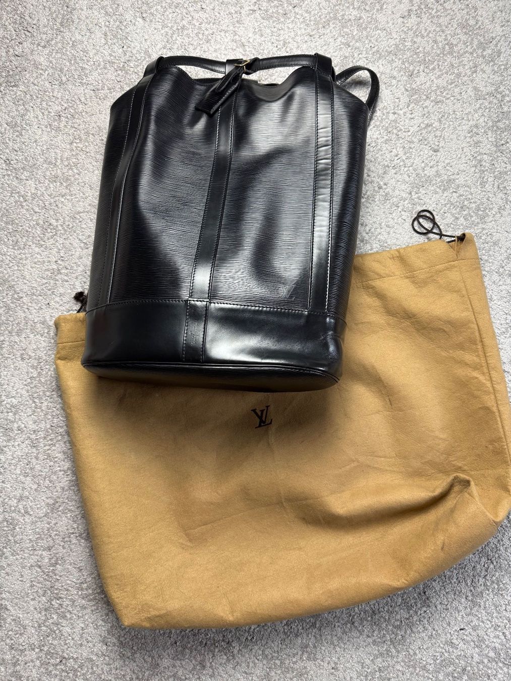 Louis Vuitton Zaini: Louis Vuitton Epi Leder Randonnée – Usato da Pfaffhausen venduto da Voe