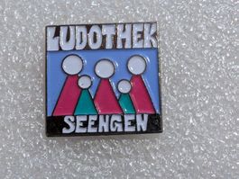 Ansteckpin 257: Ludothek Sengen