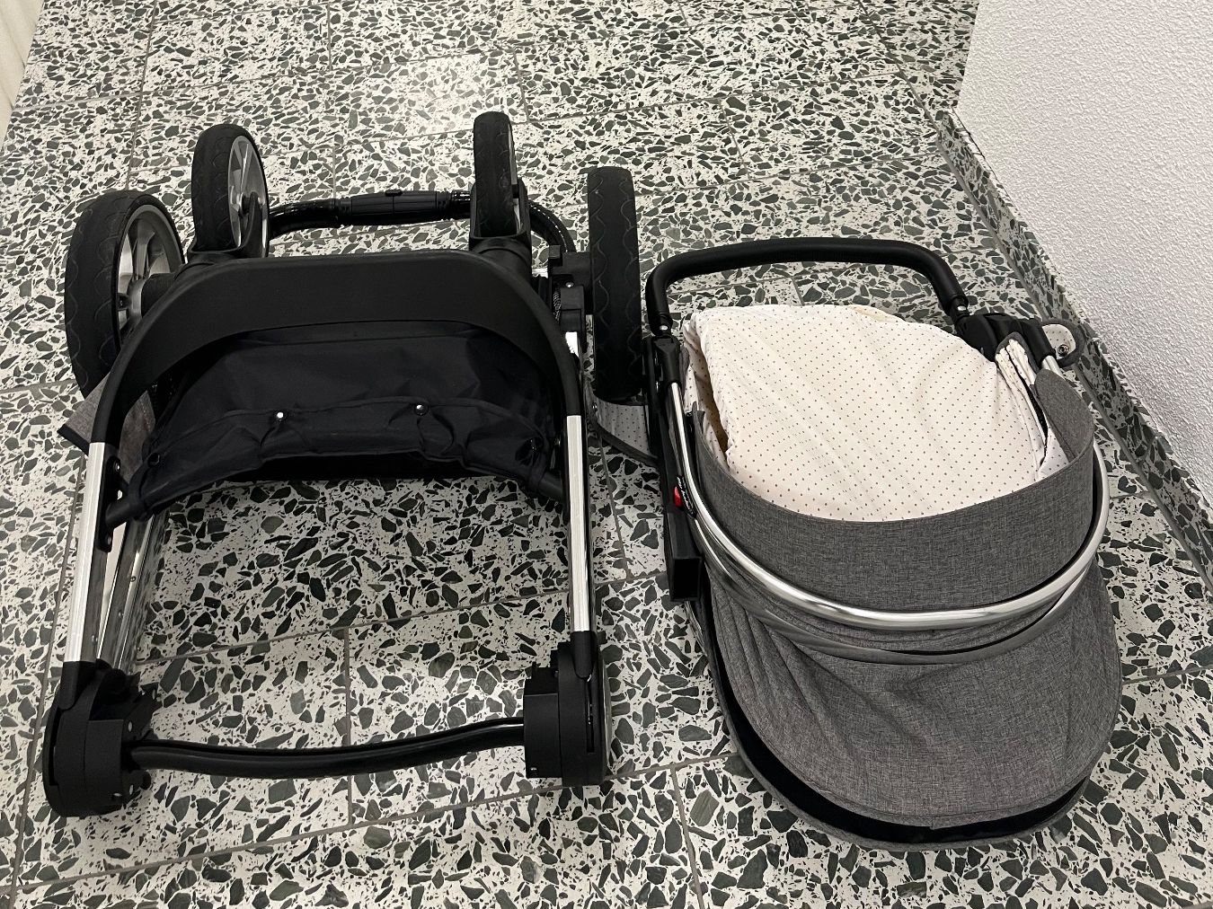 Carrozzine: Kinderwagen nur mit Babywanne – Usato da Dübendorf venduto da Vk03 3