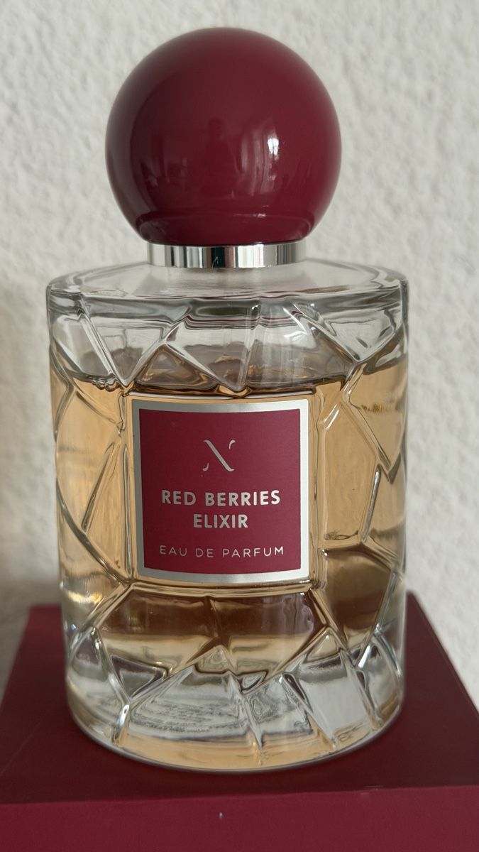 Parfum & Eau de Toilette: Parfum Red Berries Elixir Eau de Parfum 100ml  – Gebraucht aus Sursee von nst_czk2 1