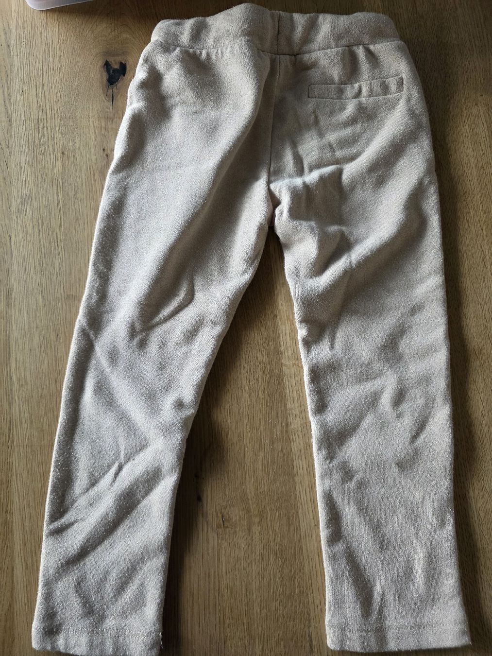 Pantalons: Mädchen Trainer Hose Grösse 110cm – D'occasion à Altstätten SG par Carrybones 3