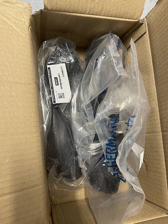 BMW Tutti pezzi di ricambio auto: Tuyaux d'Intercooler BMW E83 X3 3.0sd 286 CV – Nuovo e nell'imballaggio originale da Collombey venduto da DRADA_M 3