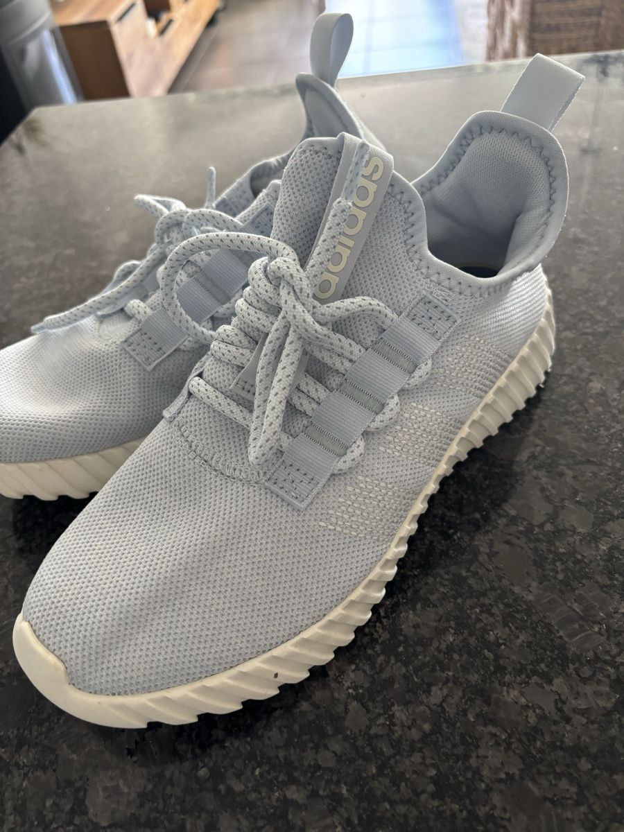 Adidas Scarpe da uomo: Adidas sneaker gr.41 – Usato da Zug venduto da Biki72 1