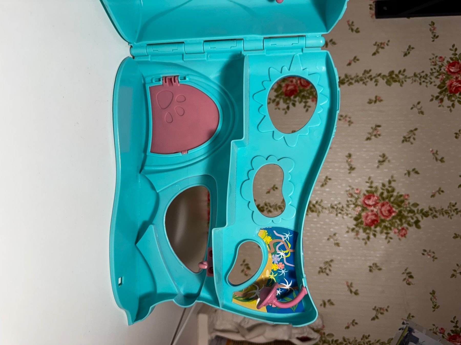 Littlest Pet Shop Giocattoli: Littlest Pet Shop Haus blau/pink – Usato da Zug venduto da HarryholschonmaldenW 2
