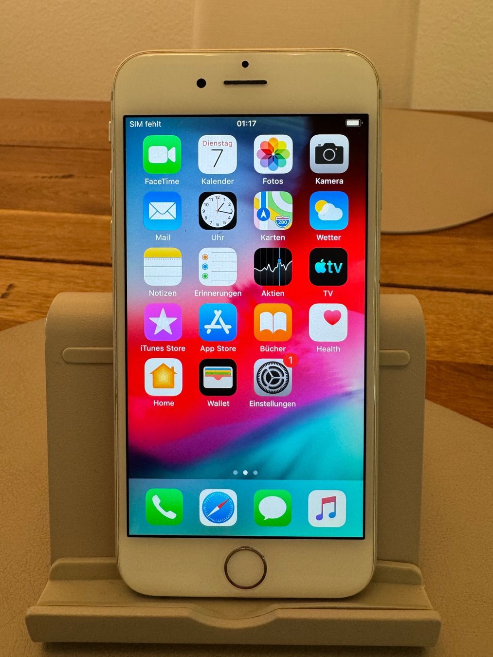 Apple Telefoni cellulari / Smartphones: iPhone 6 mit 95% Akku Kapazität – Usato da Adliswil venduto da Busys