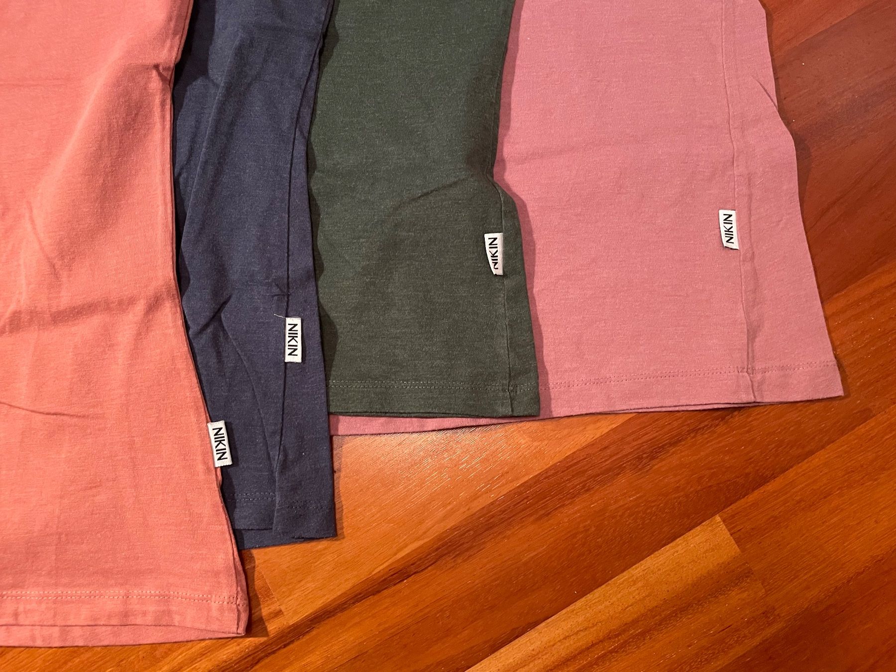 Nikin T-shirts: NIKIN T-shirts gr.M – D'occasion à Winkel par jen_5wrx 1