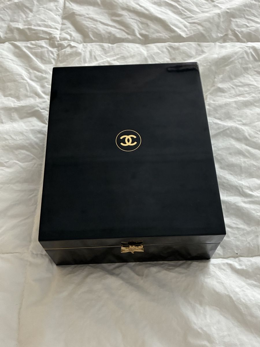 Chanel Cura del viso: Chanel Sublimage L'Extrait de Nuit - neu!! – Nuovo e nell'imballaggio originale da Niederglatt ZH venduto da karinso 2