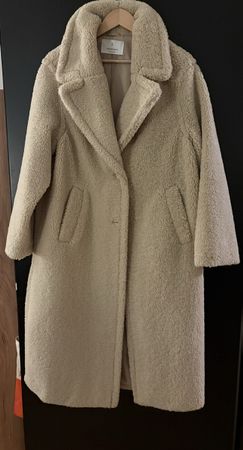 Stradivarius oversized teddy coat. Size XL. Gorgeous!