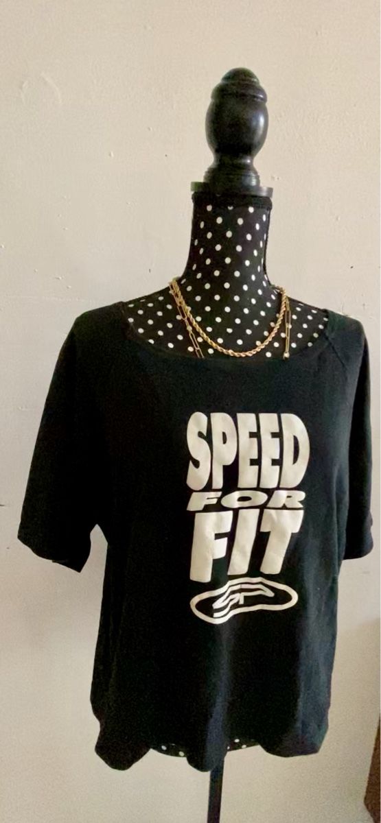 Tops: 90s Vintage Oberteil – Gebraucht aus Zürich von Eves.vintage.element 2
