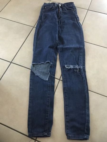 Hosen: Damen Mädchen Jeans Hose 32 – Gebraucht aus Bergdietikon von antovale