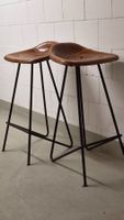 Stylischer Barhocker (Leder-Optik / Metall)