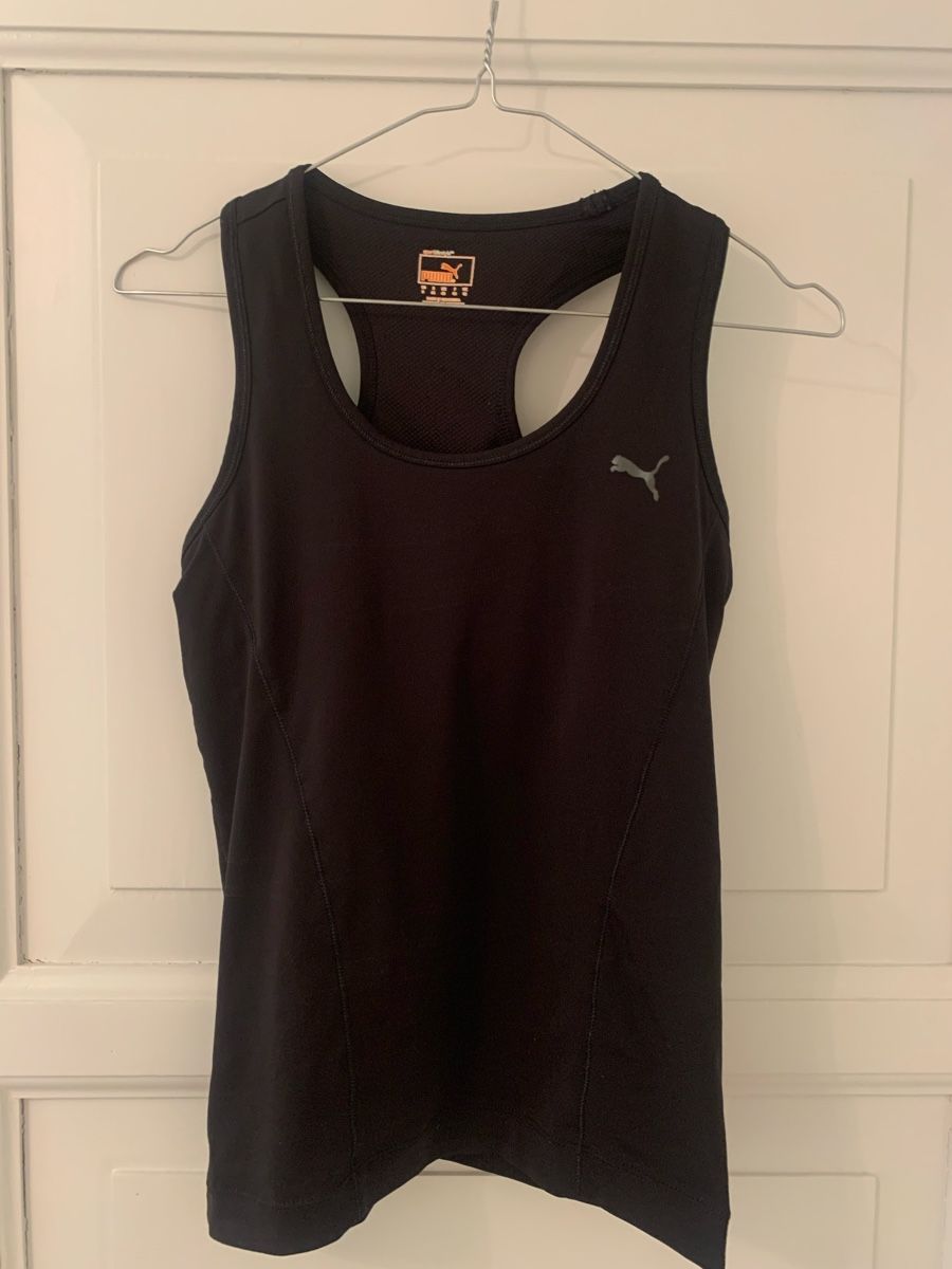 Puma Tops: Puma Schwarzes Sport Top, Größe S – Gebraucht aus Verbier von pat_q5hr