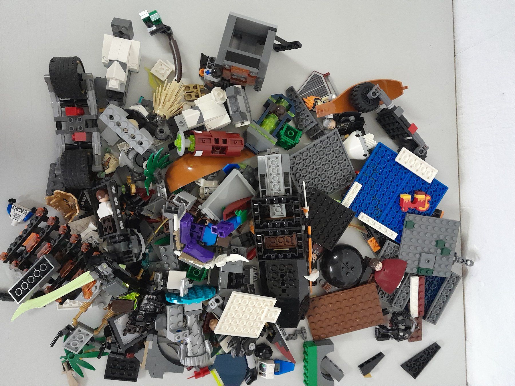 Lego Kit di costruzioni: 3,3 lego en vrac (1) – Usato da La Croix (Lutry) venduto da netrajet