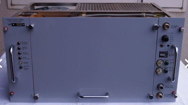 Amplificatori: Plisch Endstufe 400 bis 800 Mhz mit Thompson TH338 – Usato da Rothrist venduto da Fsuser