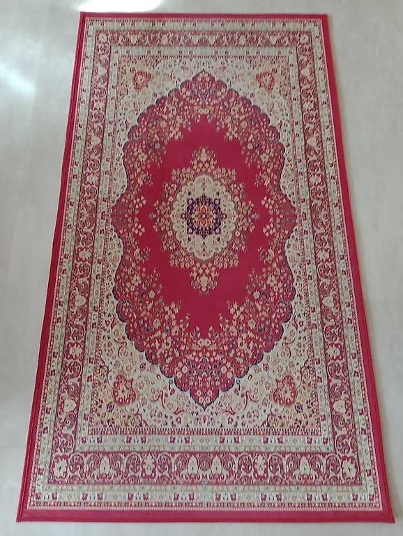 Beliani Tapis: Schöner roter Teppich mit Ornamenten – D'occasion à Marbach LU par antanarivo