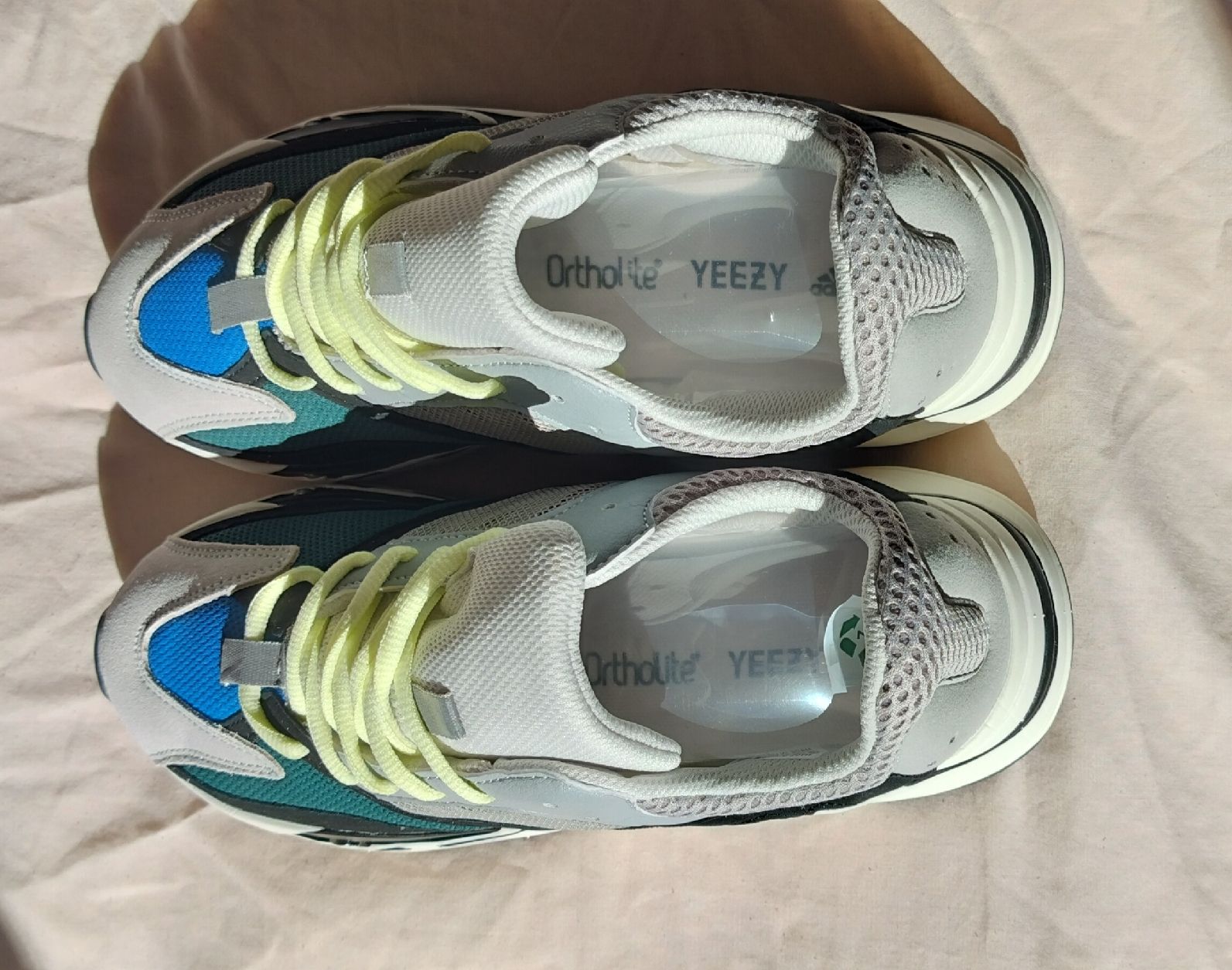Adidas Scarpe da uomo: Yeezy Boost 700 Wave Runner Sneakers, Size 41 UE – Nuovo (secondo la descrizione) da Lausanne venduto da usa_xd5k