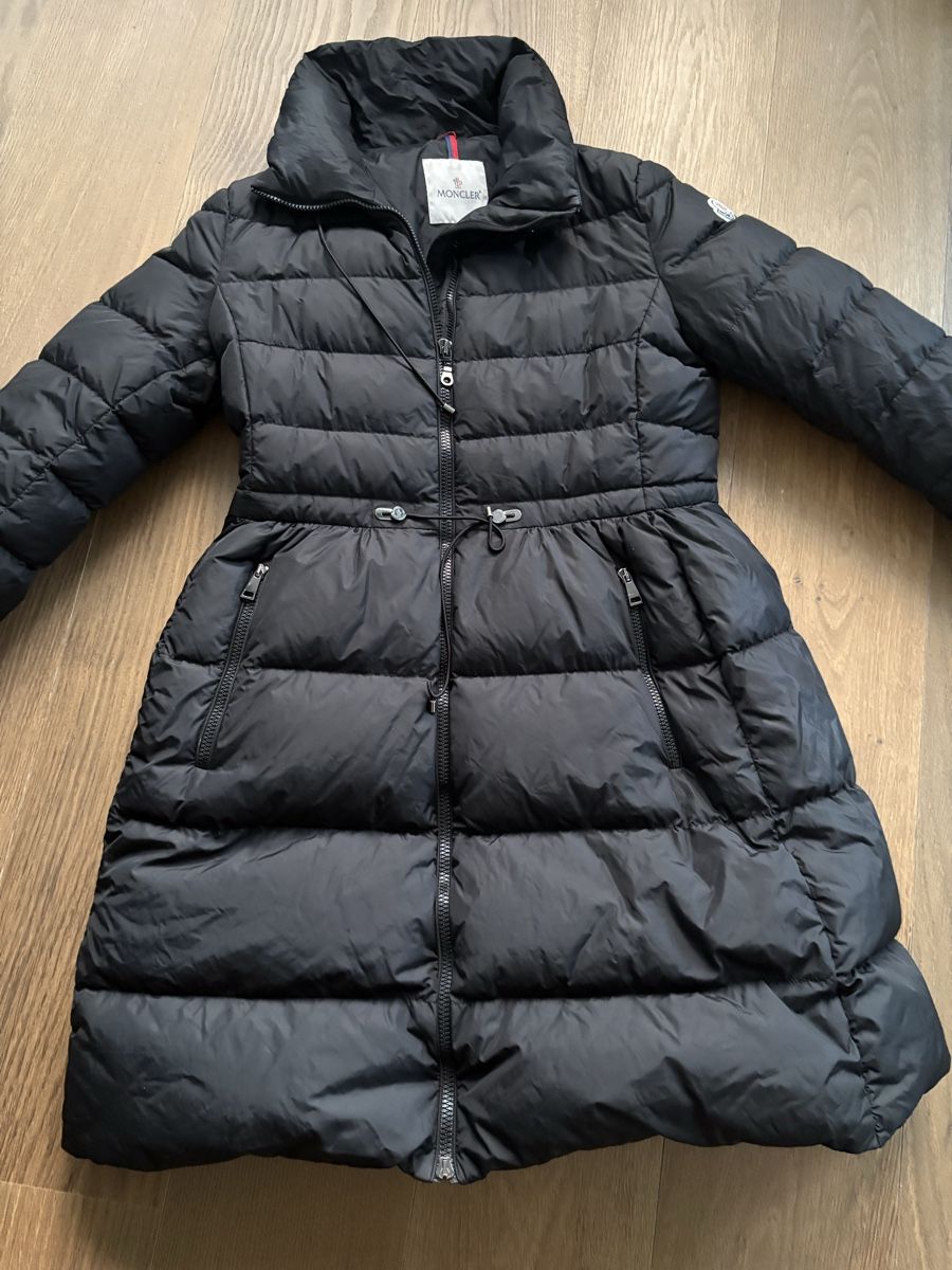 Moncler Cappotti: MONCLER Mantel schwarz – Usato da Bern venduto da Sabischu 2