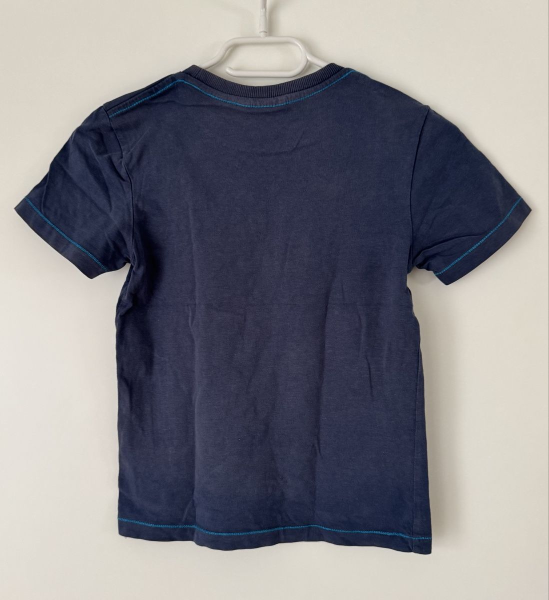 Camicie, T-shirt & Polo: Cooles T-Shirt , Grösse 122/128 – Usato da Flumenthal venduto da Krajan 1