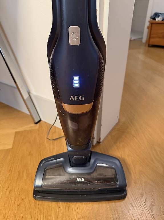 Aspirateurs & Accessoires: Staubsauger AEG CX7 | X Flexibility – D'occasion à Bern par 3203