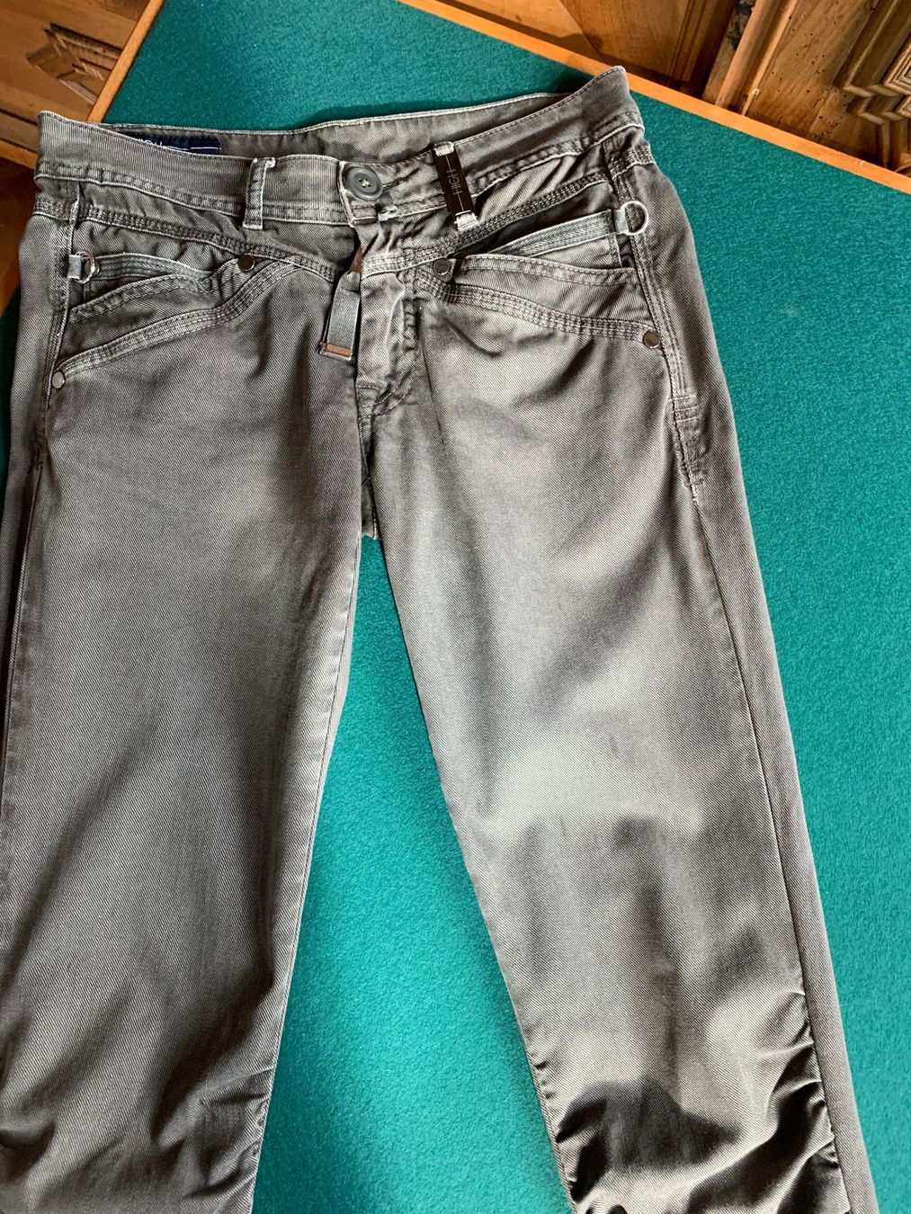 Pantaloni: "HIGH"  Hose  Farbe: Khaki Gr 34DE – Usato da Interlaken venduto da Bona55 9