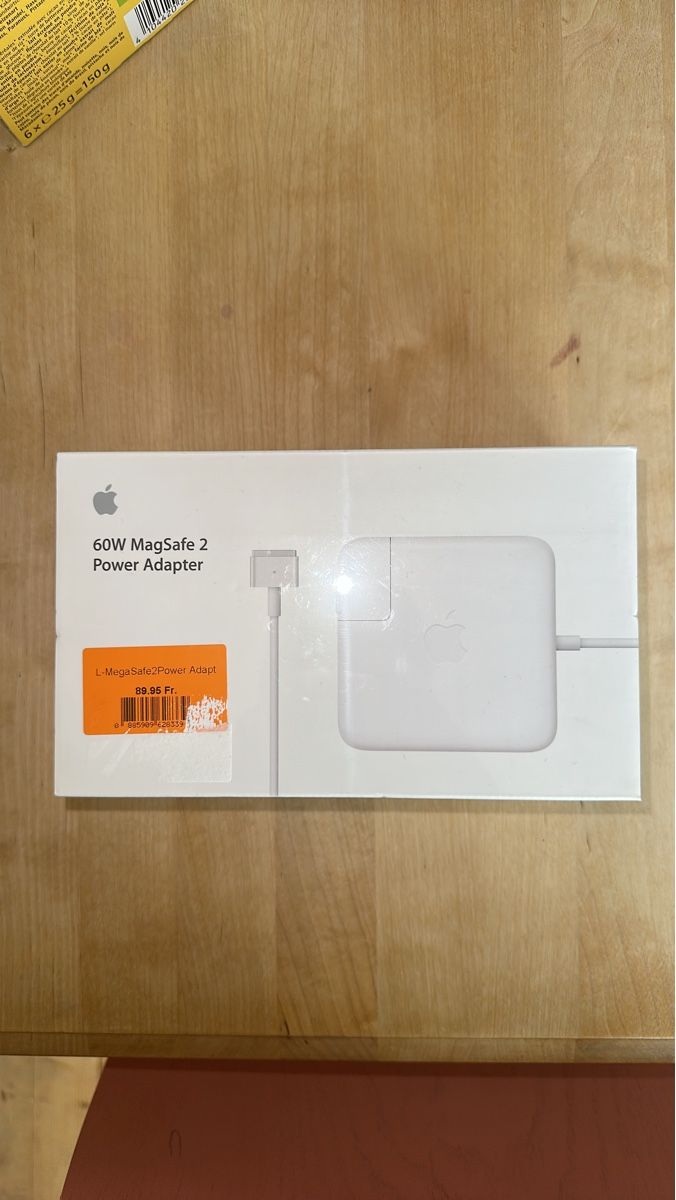 Apple Ladegeräte: 60W MagSafe 2 Power Adapter – Neu und originalverpackt aus Luzern von EmmentalerOG