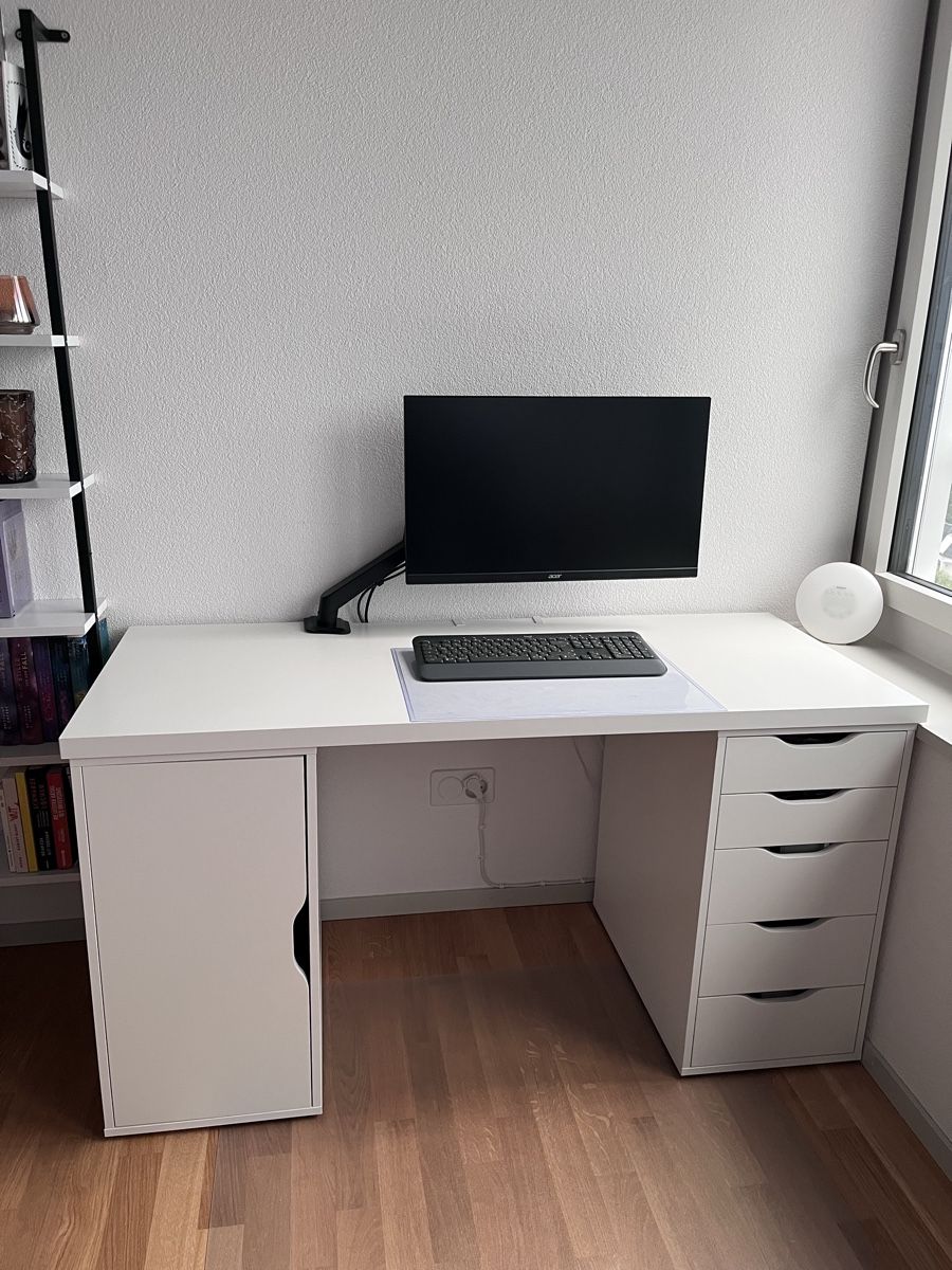 Schreibtische: IKEA Schreibtisch LAGKAPTEN / ALEX – Gebraucht aus Reinach BL von joanna.debora