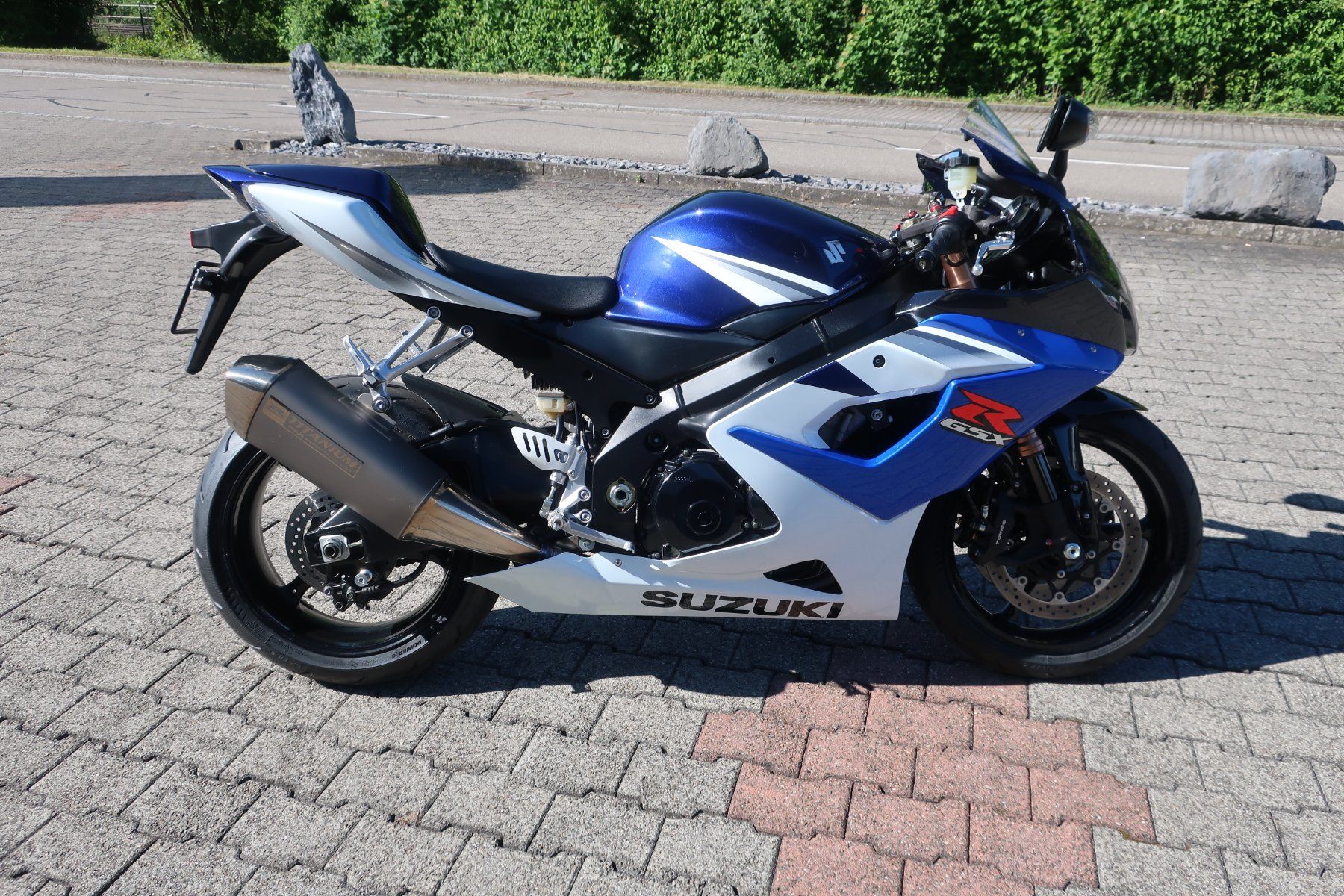 Suzuki Strada: Suzuki GSXR1000 – Usato da Eiken venduto da Motti2