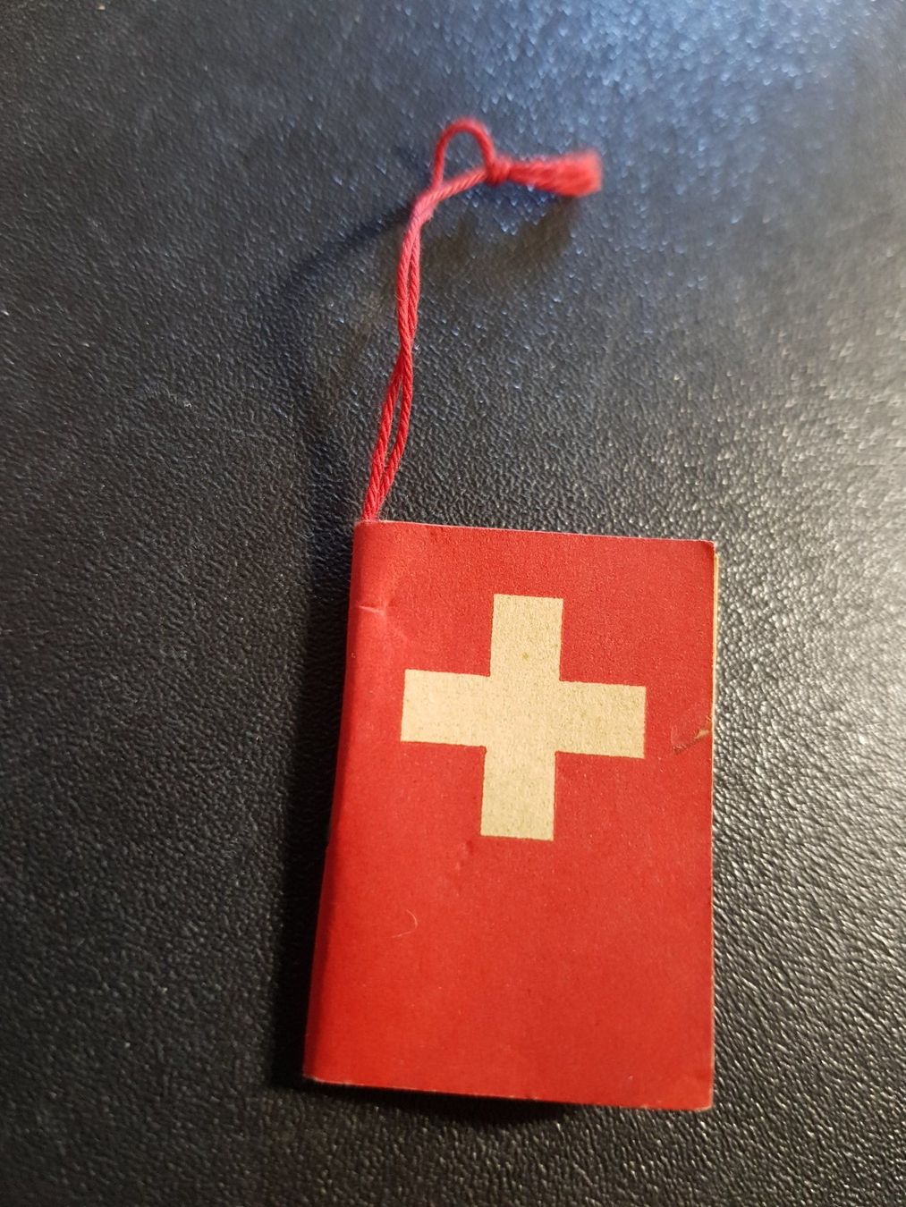 Schweizer Armee Plaketten & Abzeichen: 1. August-Abzeichen, 1975 Eidgenoss Plakette Pin – Gebraucht aus Walterswil BE von Lonitti