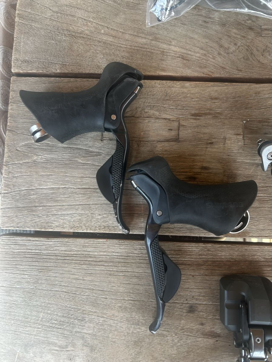 Ultegra Pezzi di ricambio: Shimano Ultegra Kurbelgarnitur mit Komponenten – Usato da Igis venduto da gia_d5j7 5