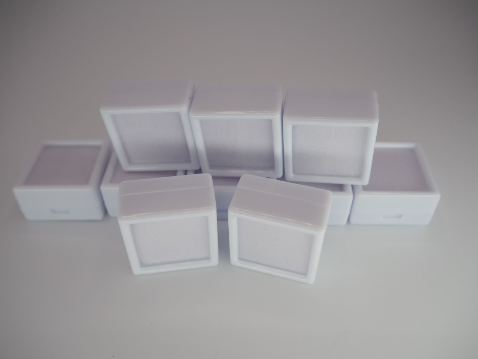 Pietre preziose: 10x Edelsteinbox / Schmuckbox 3cm x 3cm Quadrate Weiss – Nuovo e nell'imballaggio originale da Buchs SG venduto da OTNaturalGems 4