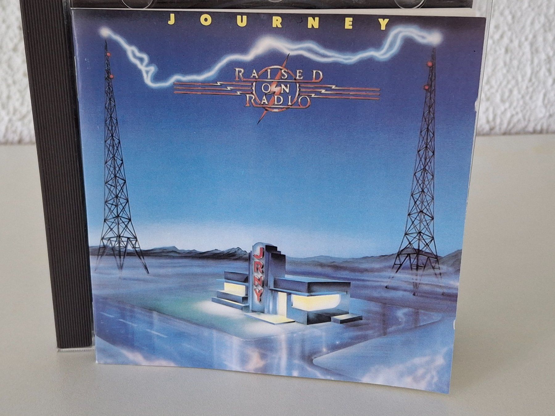 CD: CD Journey - Raised on Radio – Usato da Aarberg venduto da Jackup1