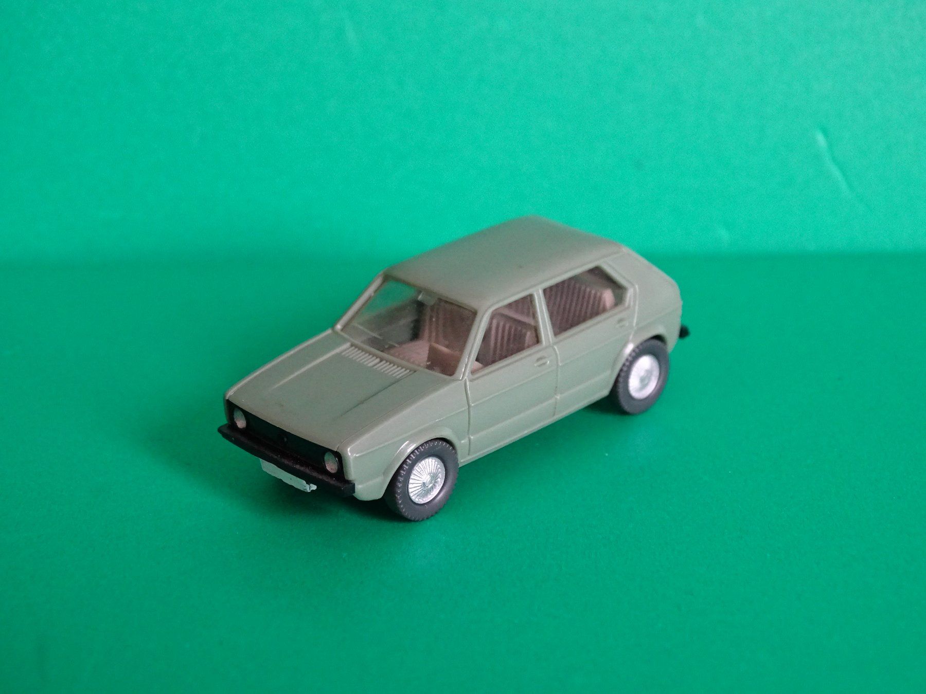 Wiking Modellini d'auto: VW Golf von Wiking 1/87 – Usato da Bretzwil venduto da Meex
