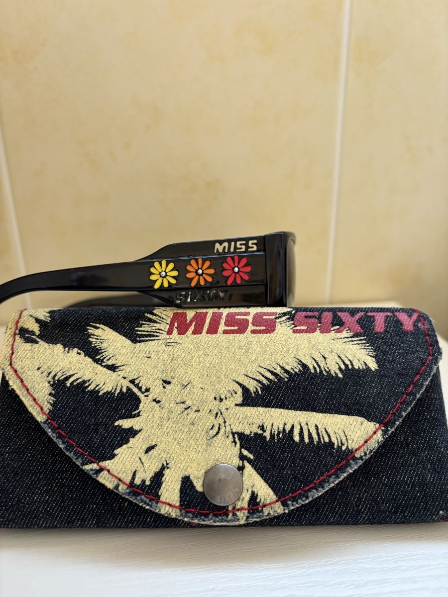Miss Sixty Occhiali & Lenti: Miss Sixty: occhiali da sole – Nuovo (secondo la descrizione) da Losone venduto da Tilly-nb7t 3