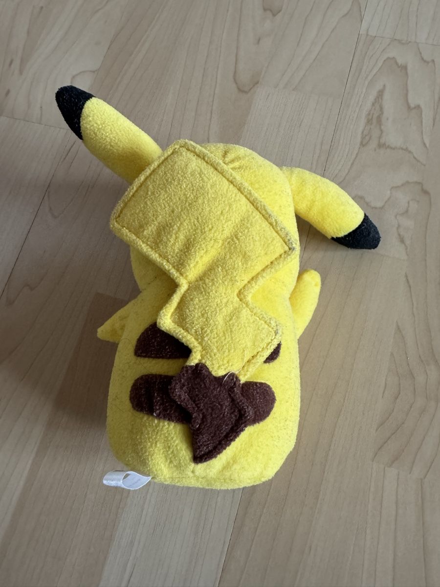 Pokémon Giocattoli: Pikachu Plushy by Takara Tomy – Usato da Altdorf UR venduto da enr_pqr6 1