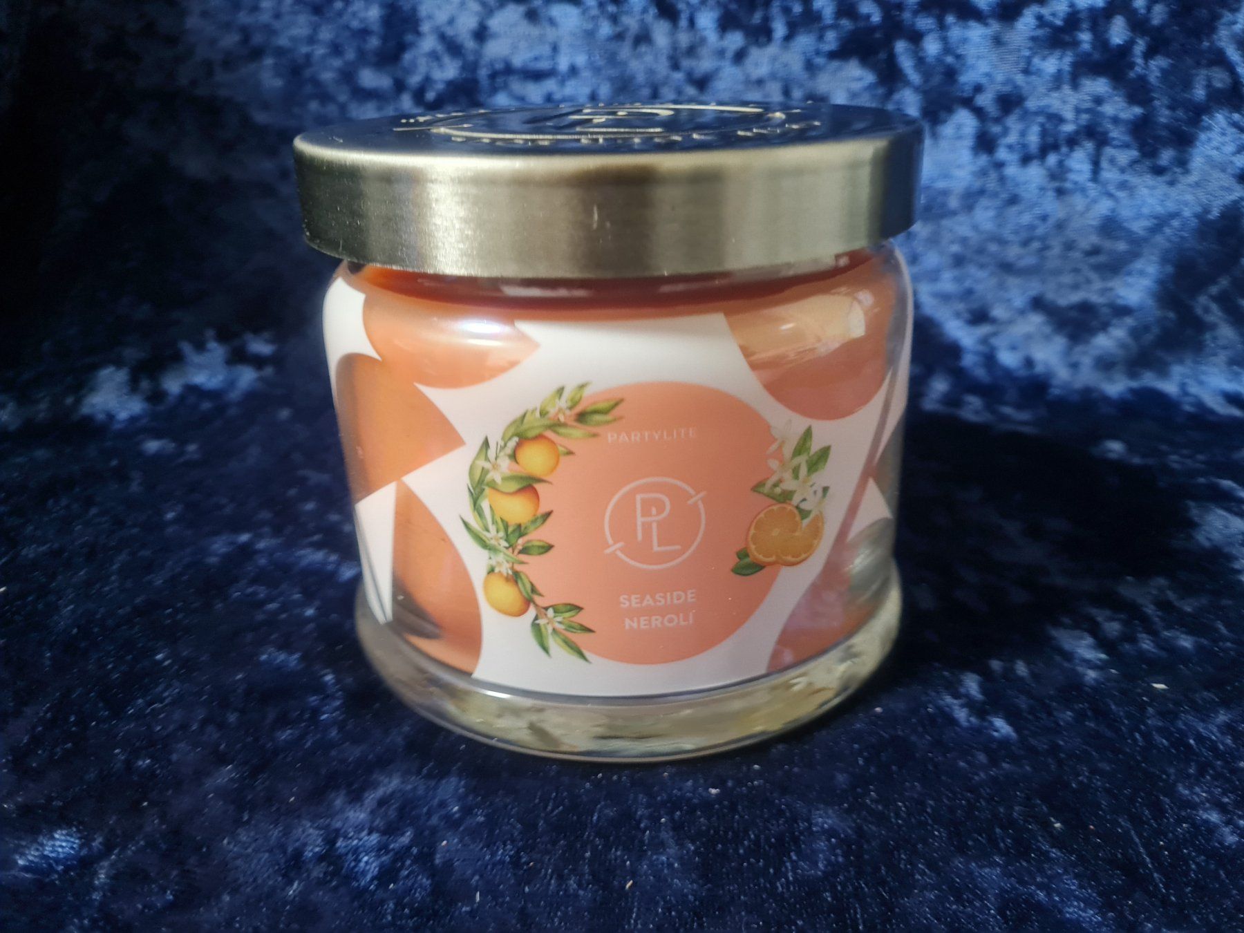 Partylite Candele: PartyLite - 3-Docht-Glas Seaside Neroli – Nuovo e nell'imballaggio originale da Othmarsingen venduto da Kleibai 1