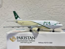 Herpa 526579 PIA Pakistan International Airbus A310-300