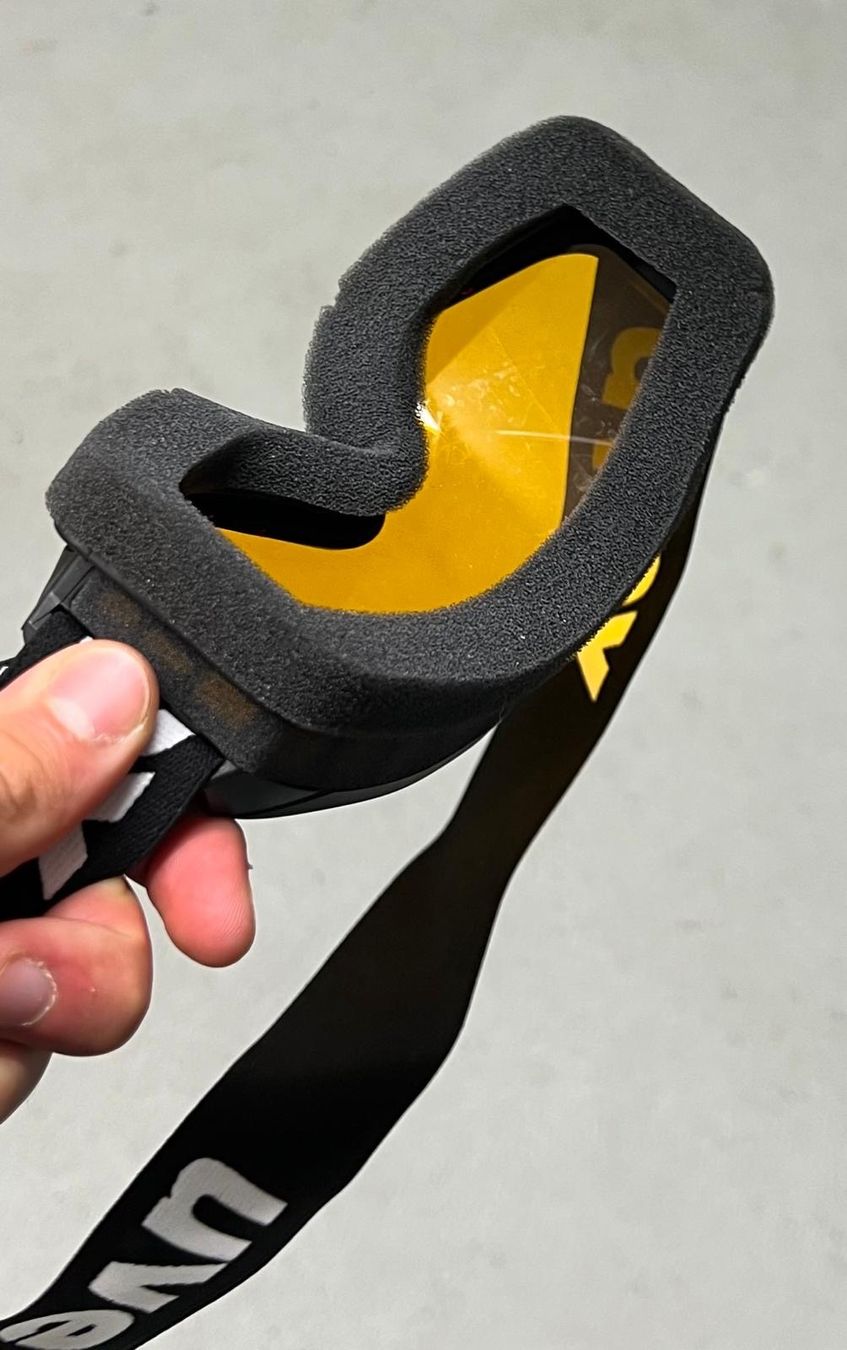 Uvex Occhiali & Lenti: Uvex Skibrille Gebraucht – Usato da Glattpark (Opfikon) venduto da Confidara 1