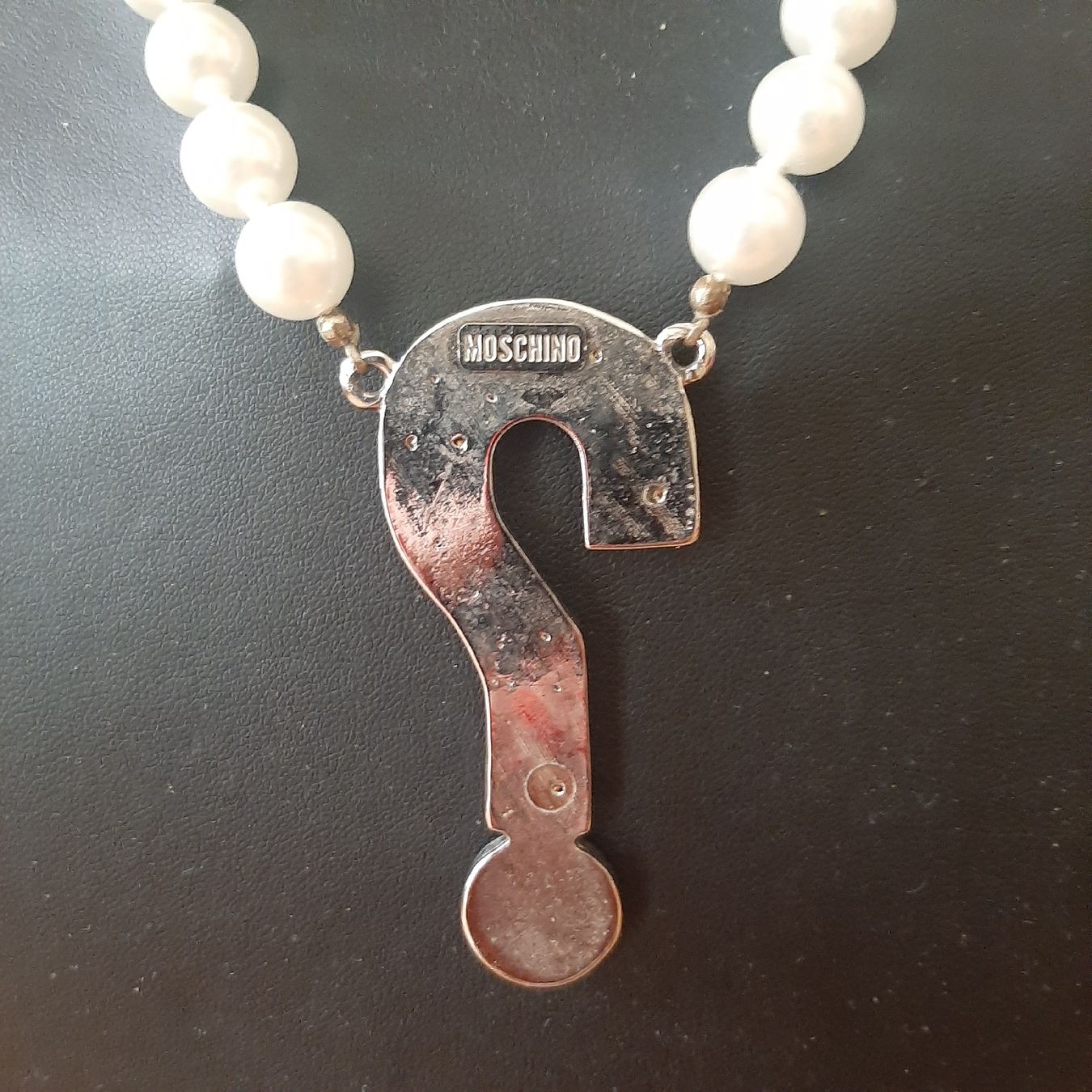 Moschino Catenine: Emblématique collier Moschino – Usato da Chêne-Bourg venduto da chsandra34 4
