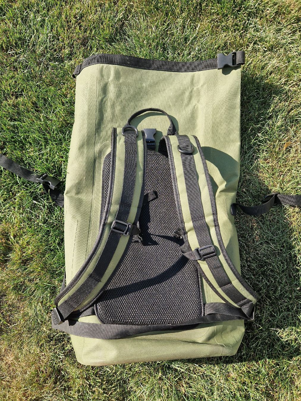 Rucksäcke: Rucksack Whalebelly dunkelgrün – Gebraucht aus Wichtrach von pri_hjg8 1