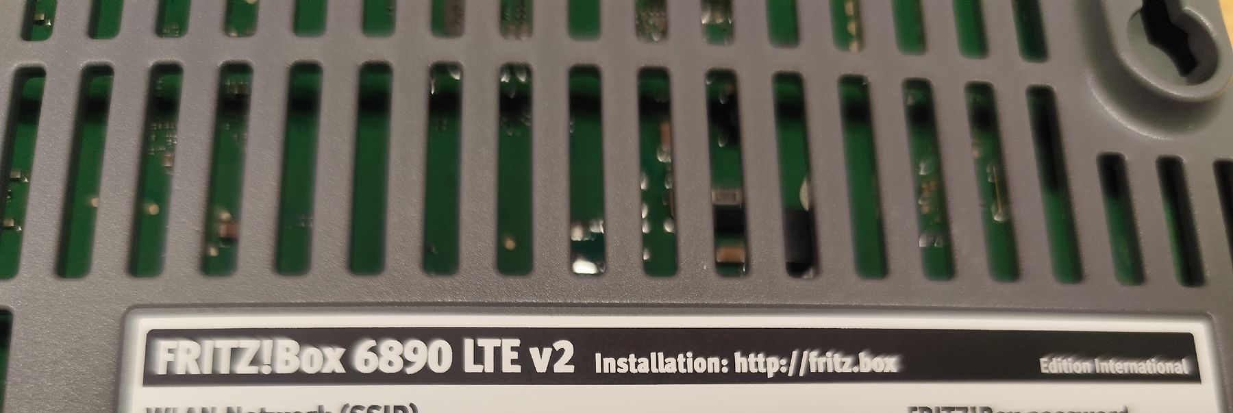 Fritz Modems & Router: Fritz Box 6890 LTE – Gebraucht aus Hellbühl von 30R_R30 4