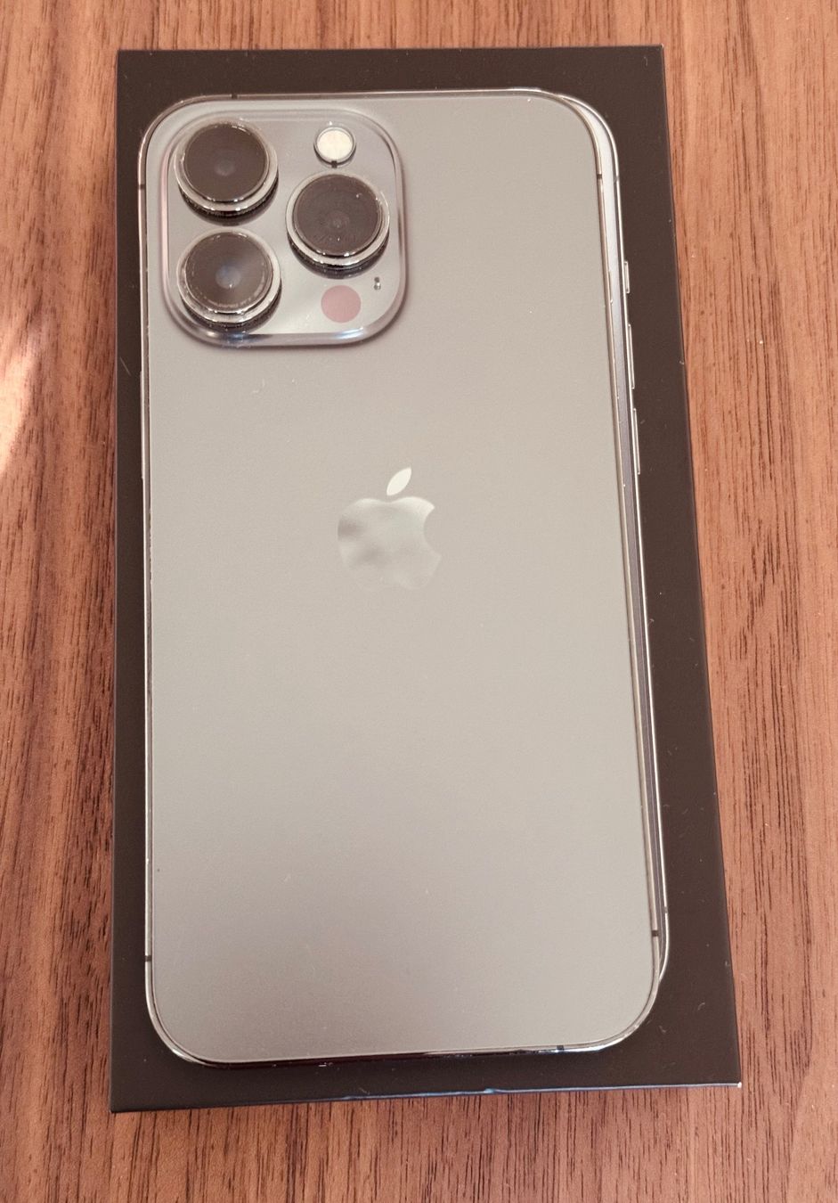 Apple Telefoni cellulari / Smartphones: iPhone 13 Pro 128 Gb – Usato da Zürich venduto da cha_bt6t 2