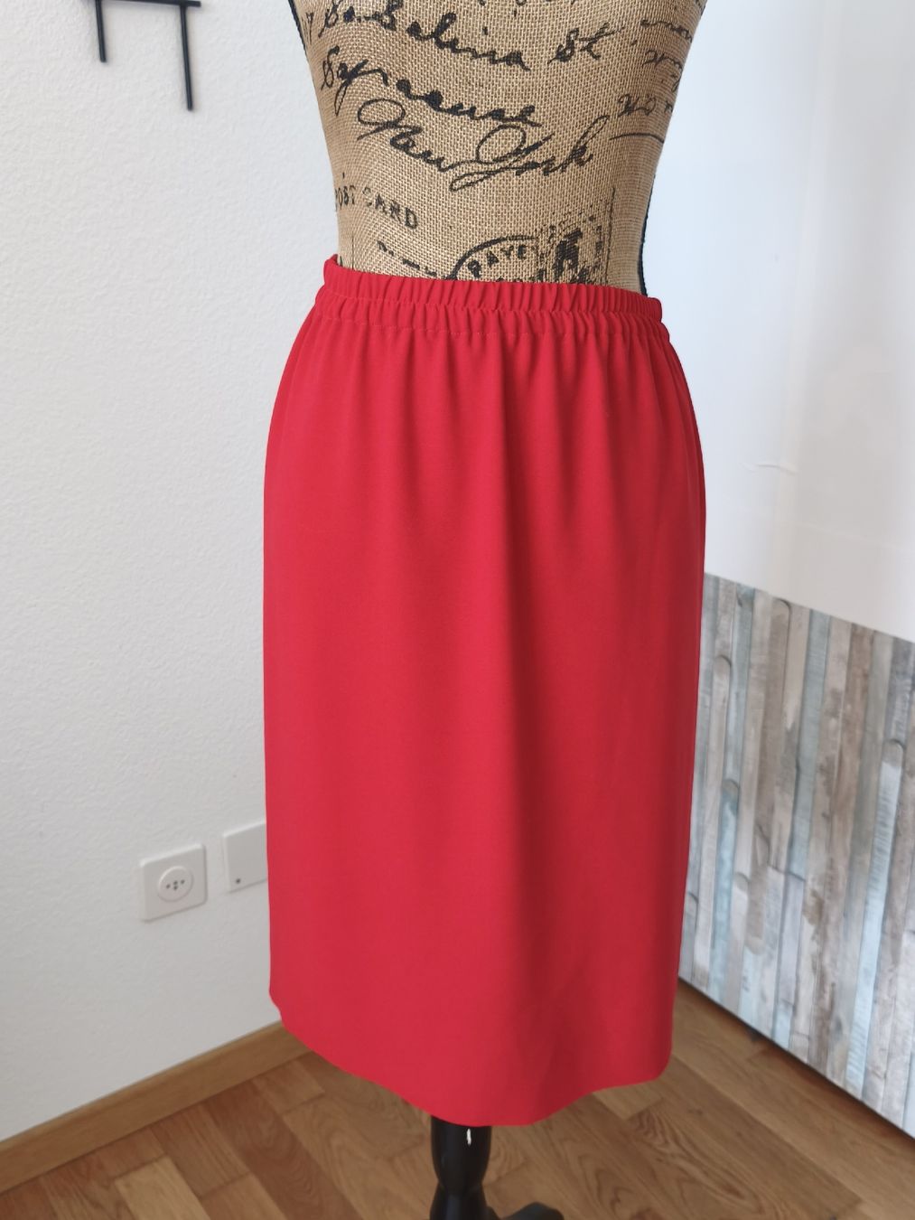 Gonne: Roter Vintage Rock, Gr. M / 38 – Nuovo (secondo la descrizione) da KRIENS venduto da Franzy_Blond10