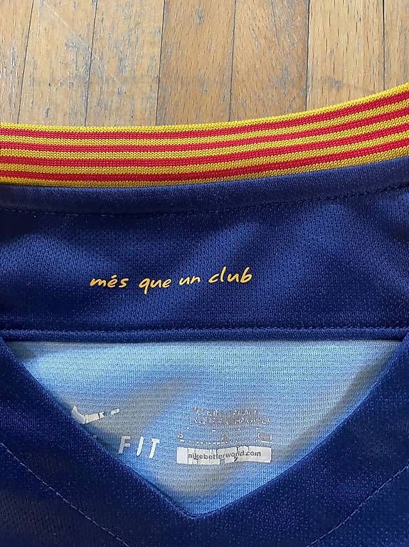 Leibchen & Hosen: FCB Barca Barcelona Trikot – Gebraucht aus Stäfa von Phphch 3