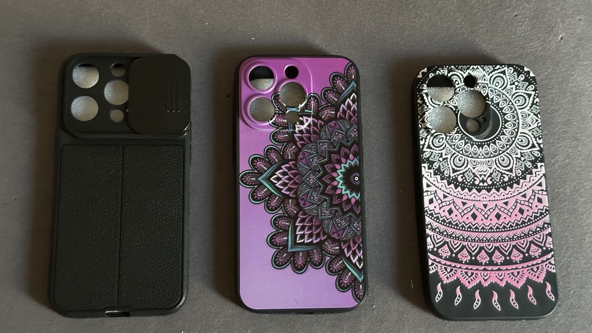 Apple Coques & Protection écran: 9 iPhone 14 pro Hüllen / Covers – Neuf (Voir description) à Zürich par Rammis 3