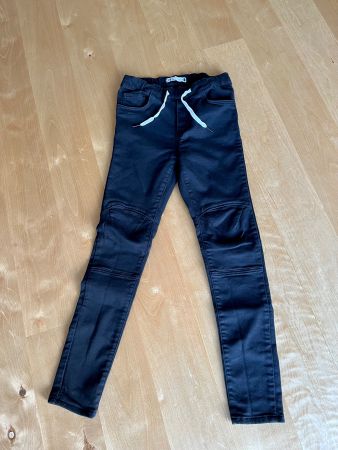Coole schwarze Zara Hose, Gr. S, denim wear
